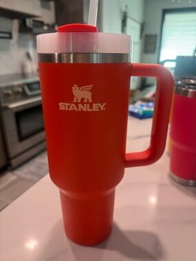 Stanley 40 oz Quencher H2.0 FlowState Tumbler 🧡🧡